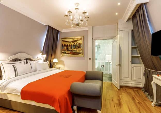 King Suite Room